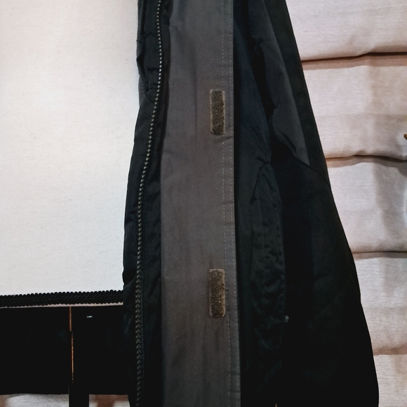 Black winter coat lined hooded NWOT - Picture 5 of 10